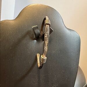 Women’s Silver Bracelet